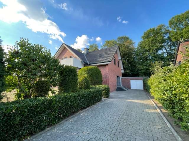 Einfamilienhaus Rheda-Wiedenbrück Wiedenbrück - 6 Zimmer, 204 m&sup2;, 489.000&euro; | Angebot:25192179