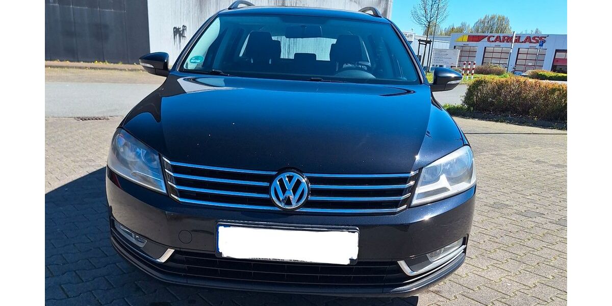 VW Passat Variant 226.000 km 5.800 &euro; Möhnesee 59519