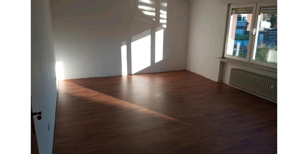 Etagenwohnung Anröchte - 2 Zimmer, 85 m&sup2;, 750&euro; | Angebot:25780015