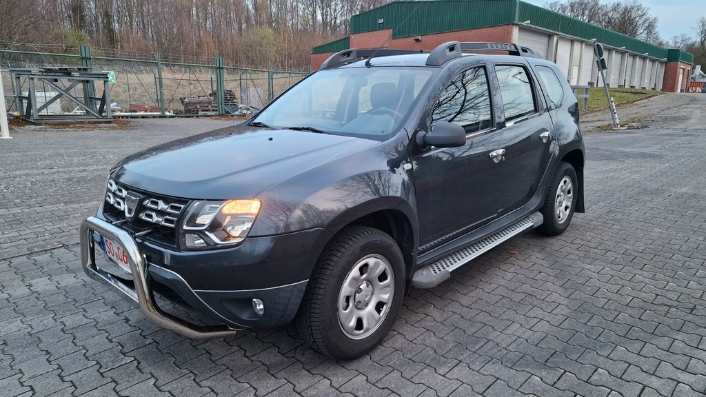 Dacia Duster 83.500 km 7.900 &euro; Möhnesee 59519