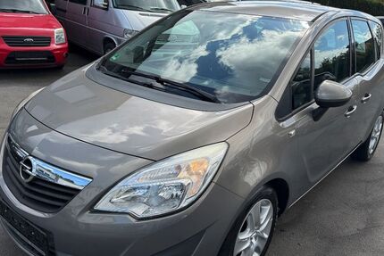 Opel Meriva 137.000 km 3.699 &euro; Paderborn 33100