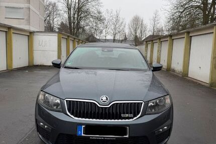 Skoda Octavia 228.000 km 12.499 &euro; Lippstadt 59555