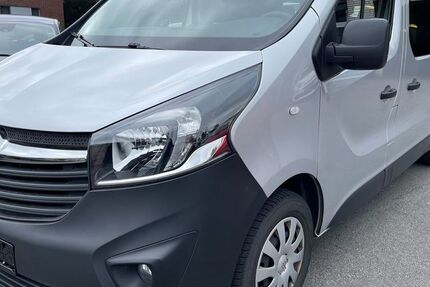 Opel Vivaro 193.554 km 17.999 &euro; Gütersloh 33335