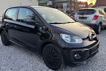 VW up! 43.309 km 10.990 &euro; Paderborn 33104