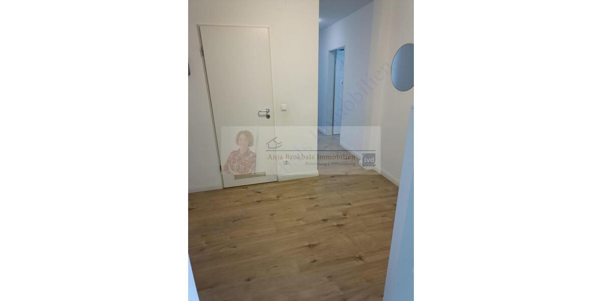 Gütersloh: Jung - renoviert - mit Garten - und mit Garage _ provisionsfrei für Käufer - 3- Gütersloh | Angebot:16776648