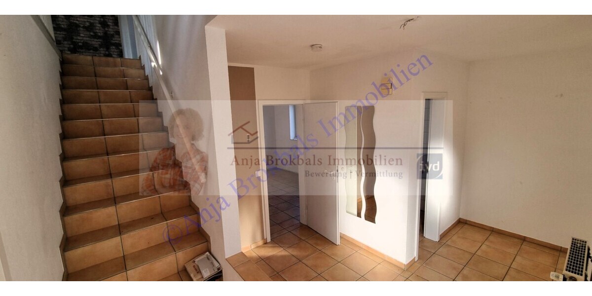 Junge DHH mit Garage Nähe Theater Gütersloh - provisionsfrei für Käufer - Doppelhaushälfte Gütersloh | Angebot:26125042