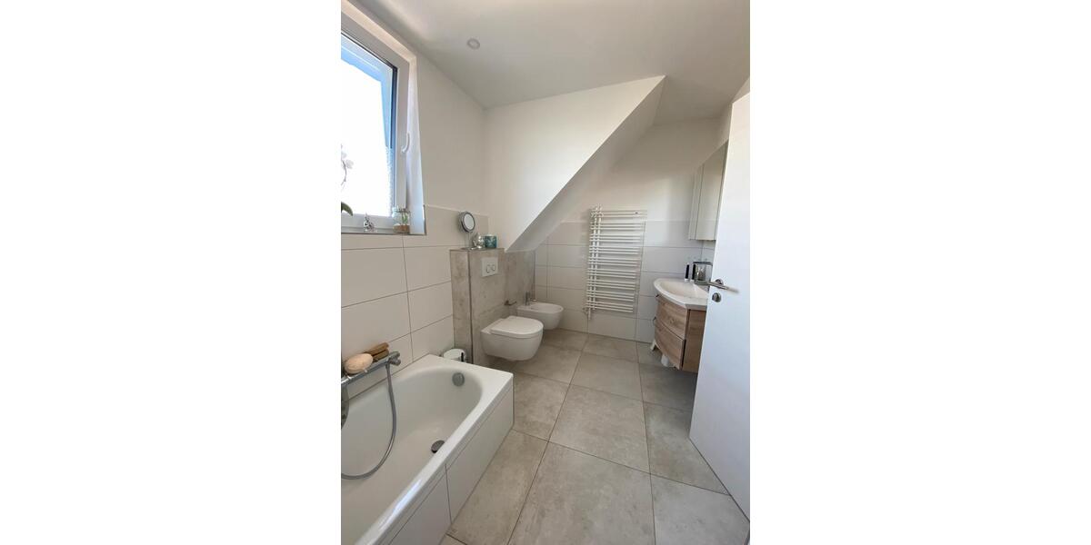Dachgeschoßwohnung Paderborn Elsen - 4 Zimmer, 135 m&sup2;, 520.000&euro; | Angebot:26714354