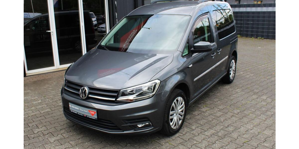 VW Caddy 62.367 km 17.990 &euro; Paderborn 33104