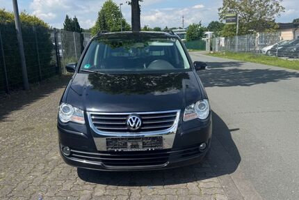 VW Touran 199.000 km 2.600 &euro; Lippstadt 59557