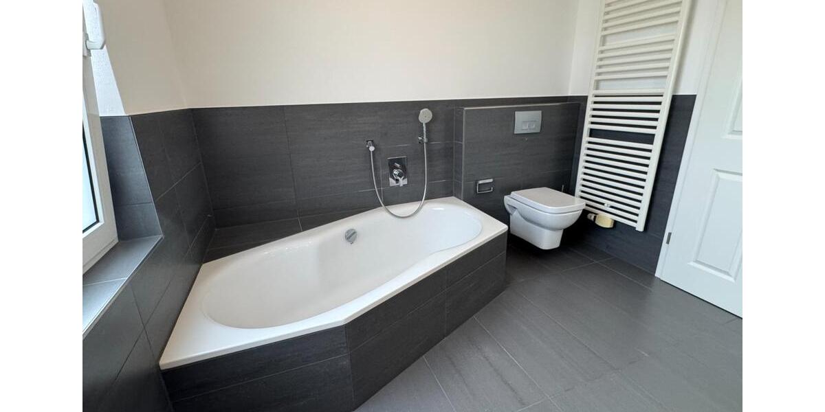 Erdgeschoßwohnung Verl - 3 Zimmer, 115 m&sup2;, 1.100&euro; | Angebot:24717346