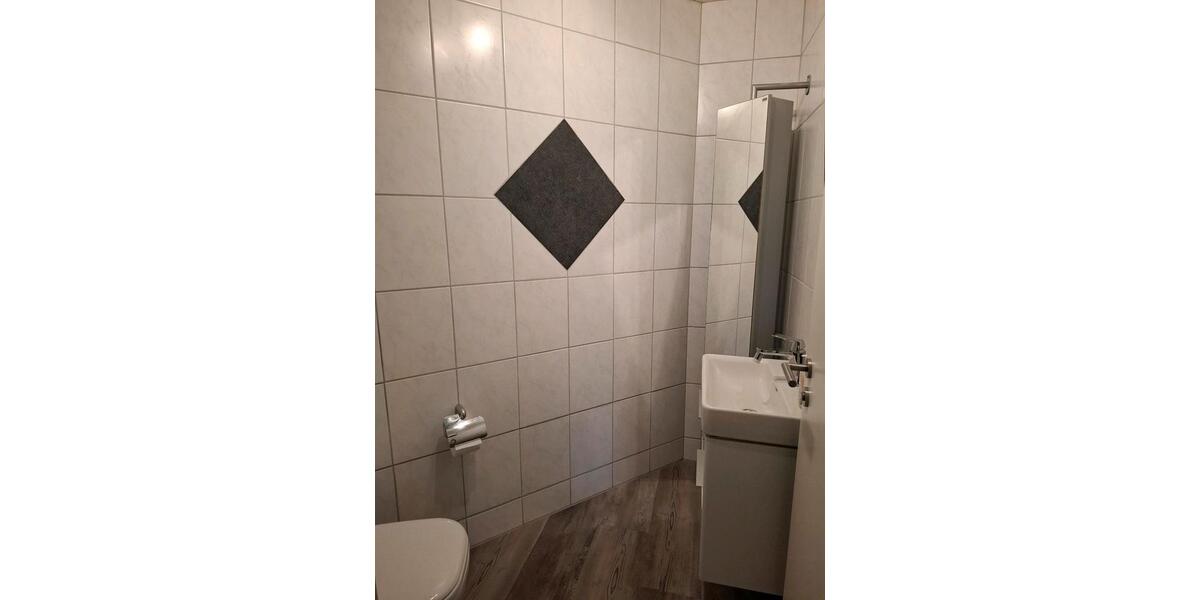 Erdgeschoßwohnung Lippstadt Bad Waldliesborn - 5 Zimmer, 136 m&sup2;, 348.000&euro; | Angebot:23371954