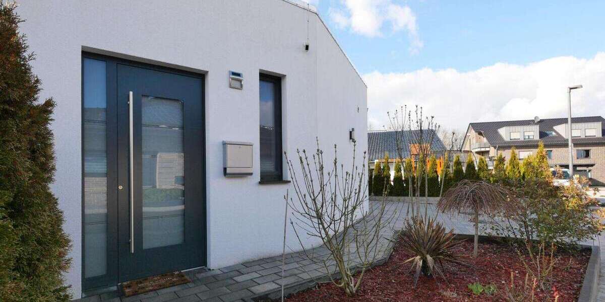 Einfamilienhaus Bad Wünnenberg - 8 Zimmer, 214 m&sup2;, 499.000&euro; | Angebot:25804529