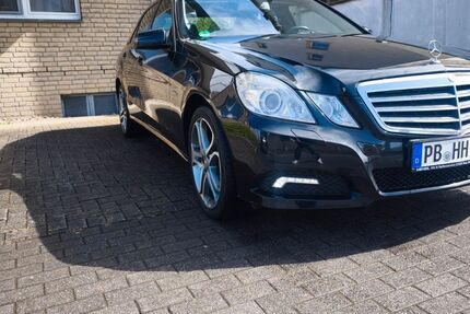 Mercedes-Benz E 220 181.000 km 9.750 &euro; Paderborn 33106