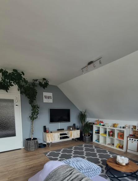 Dachgeschoßwohnung Lippstadt Garfeln - 3 Zimmer, 95 m&sup2;, 869&euro; | Angebot:25395287