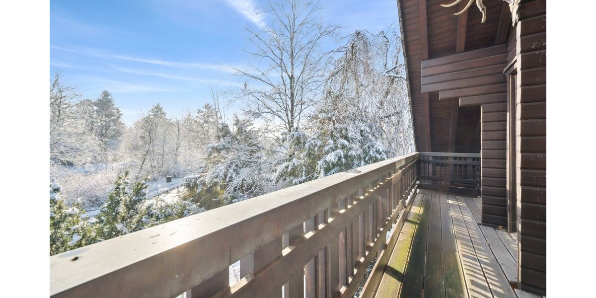 ? Charmantes Blockbohlenhaus in traumhafter Höhenlage von Warstein-Hirschberg - Einfamilienhaus Warstein | Angebot:25232863