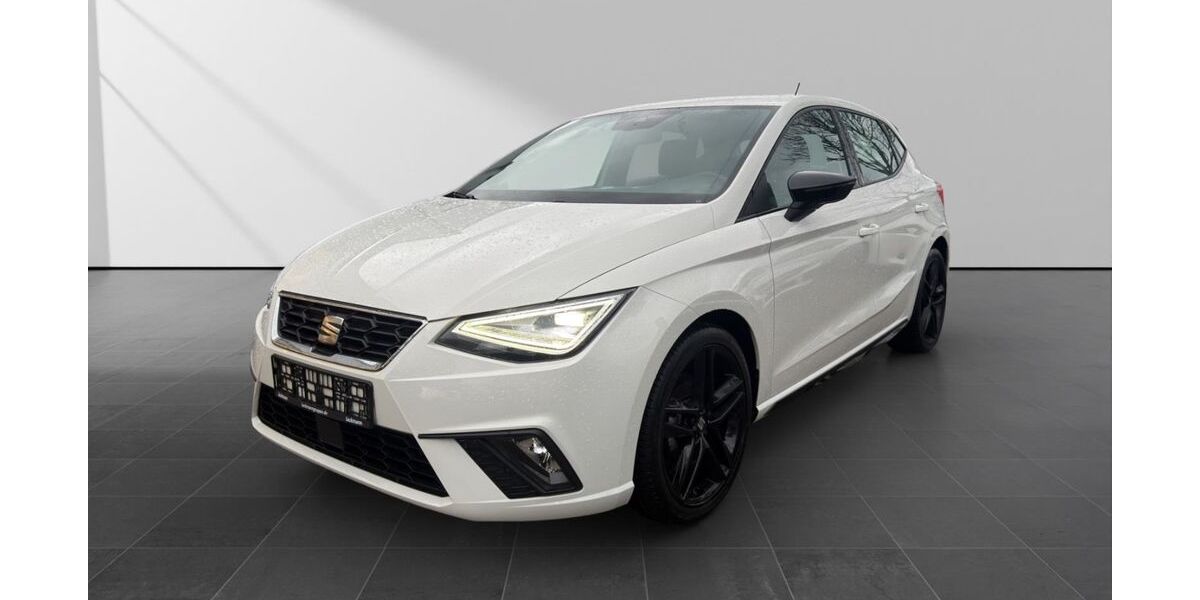 Seat Ibiza 28.892 km 16.990 &euro; Paderborn 33104