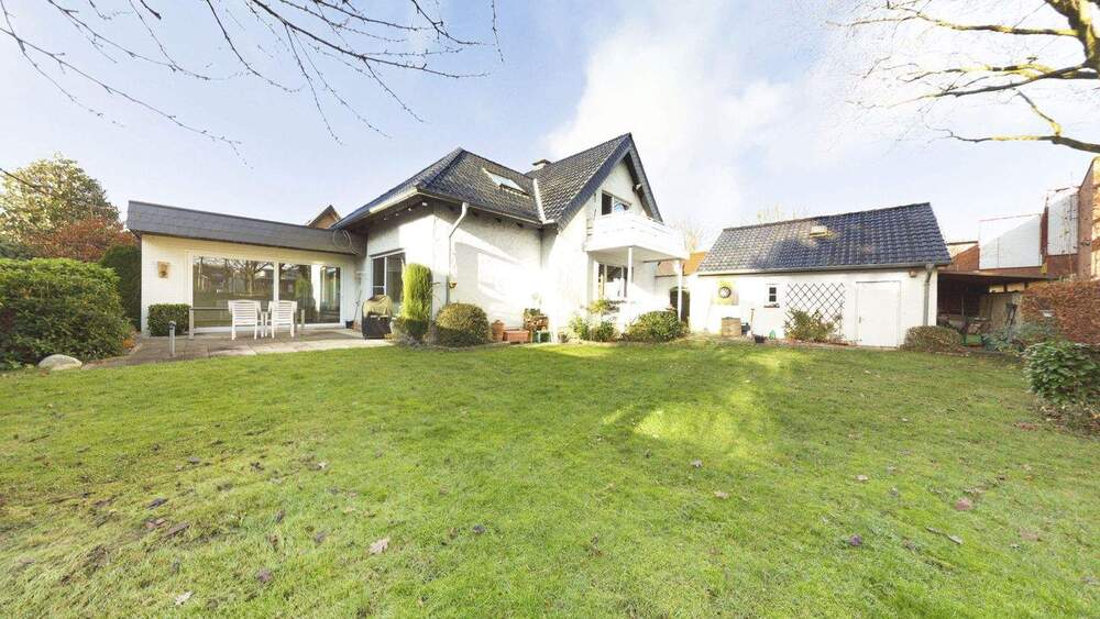 Mehrfamilienhaus, Wohnhaus Gütersloh Innenstadt - 6 Zimmer, 193 m&sup2;, 499.000&euro; | Angebot:25686507