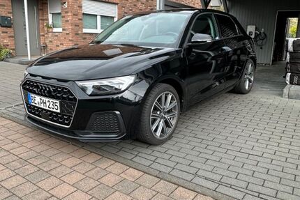 Audi A1 89.300 km 15.900 &euro; Lippstadt 59555