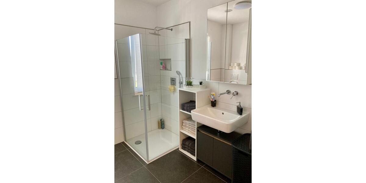 Etagenwohnung Borchen - 3 Zimmer, 71 m&sup2;, 750&euro; | Angebot:25994206