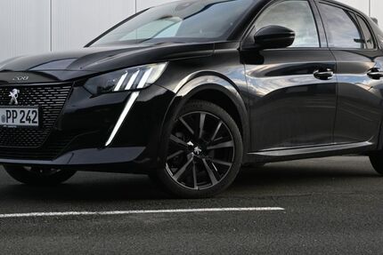 Peugeot 208 34.152 km 17.450 &euro; Paderborn 33106