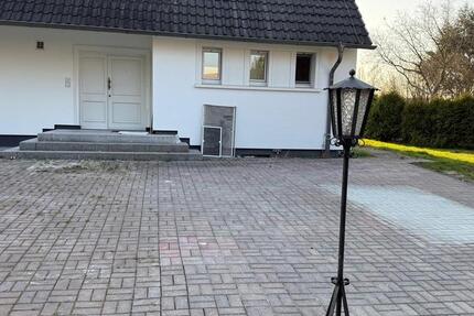 Haus Soest - 6 Zimmer, 200 m&sup2;, 2.400&euro; | Angebot:25857395