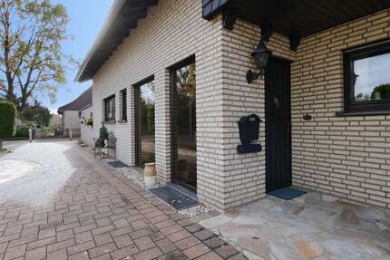 Haus Hövelhof - 3 Zimmer, 110 m&sup2;, 295.000&euro; | Angebot:25530056