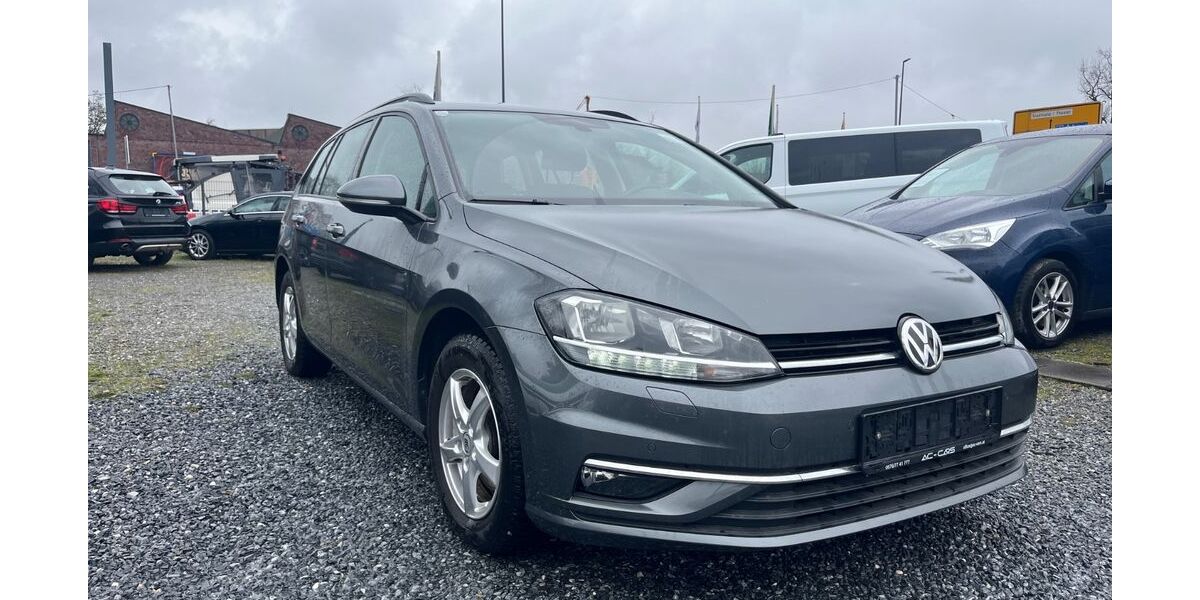 VW Golf 106.680 km 14.690 &euro; Gütersloh 33330