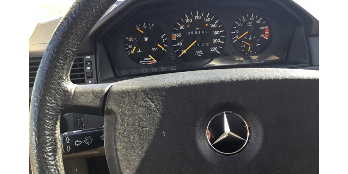 Mercedes-Benz E 230 69.800 km 10.800 &euro; Paderborn 33104