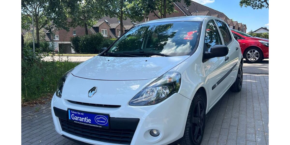 Renault Clio 130.446 km 3.490 &euro; Paderborn 33100