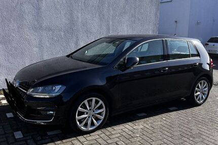 VW Golf 128.600 km 13.699 &euro; Lippstadt 59558