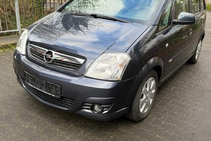 Opel Meriva 268.000 km 999 &euro; Paderborn 33100