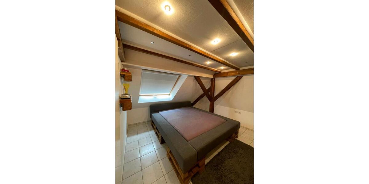 Dachgeschoßwohnung Beckum - 3 Zimmer, 54 m&sup2;, 475&euro; | Angebot:25900228