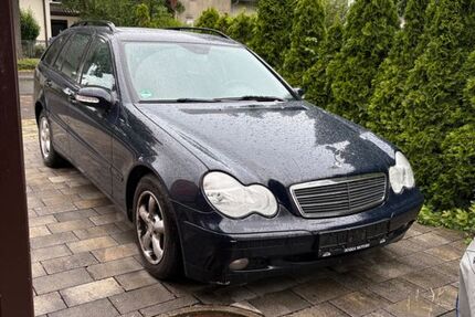 Mercedes-Benz C 180 258.000 km 1.200 &euro; Verl 33415
