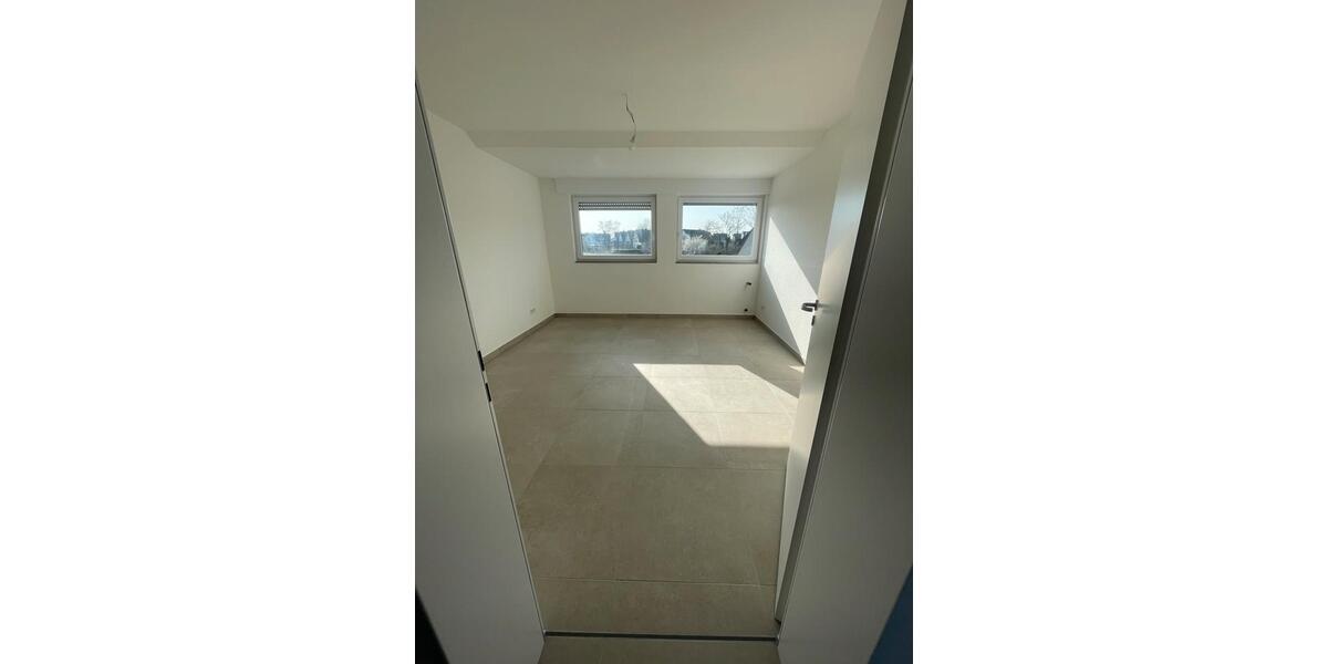 Dachgeschoßwohnung Erwitte - 3 Zimmer, 89 m&sup2;, 1.095&euro; | Angebot:26201624