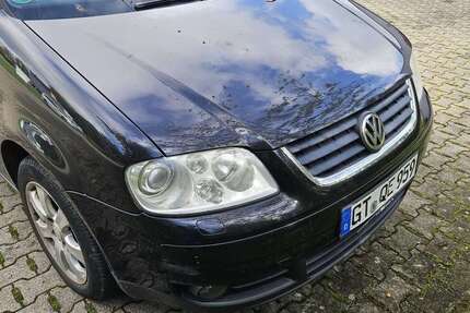 VW Touran 245.000 km 2.600 &euro; Gütersloh 33335