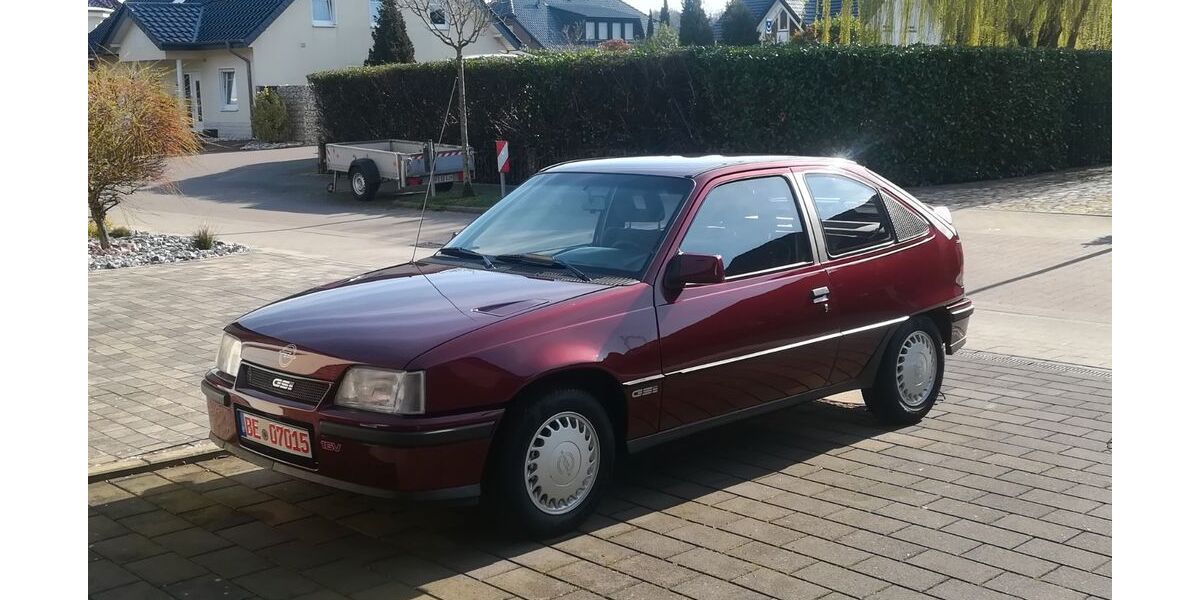 Opel Kadett 170.000 km 17.900 &euro; Oelde 59302