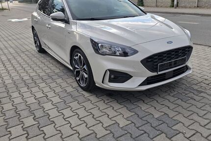 Ford Focus 99.888 km 12.990 &euro; Gütersloh 33330