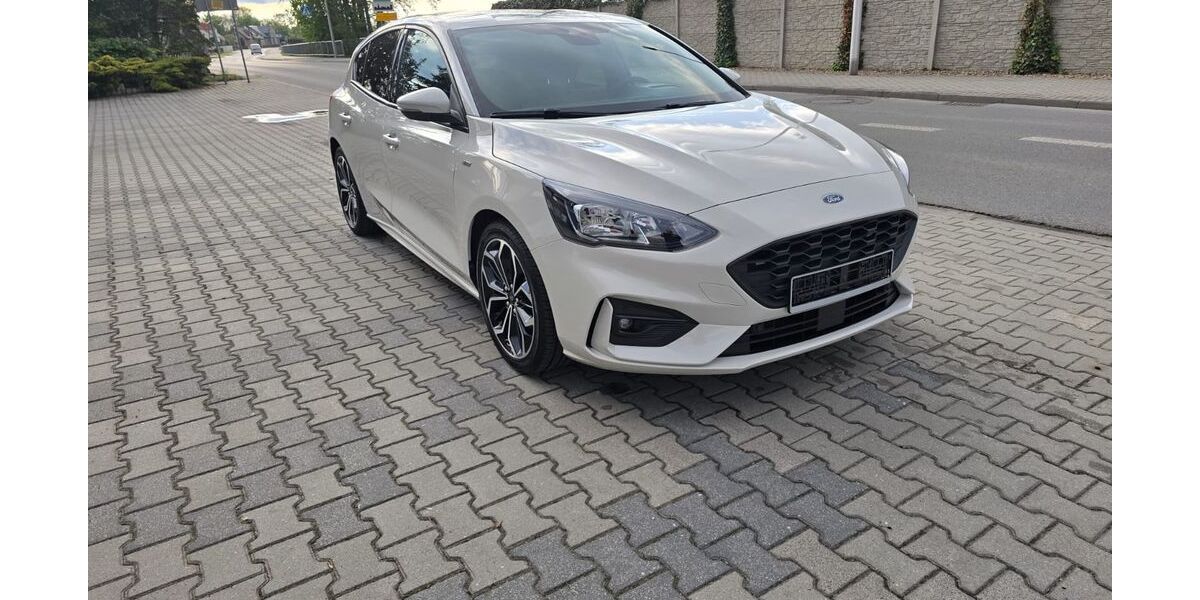 Ford Focus 99.888 km 12.990 &euro; Gütersloh 33330