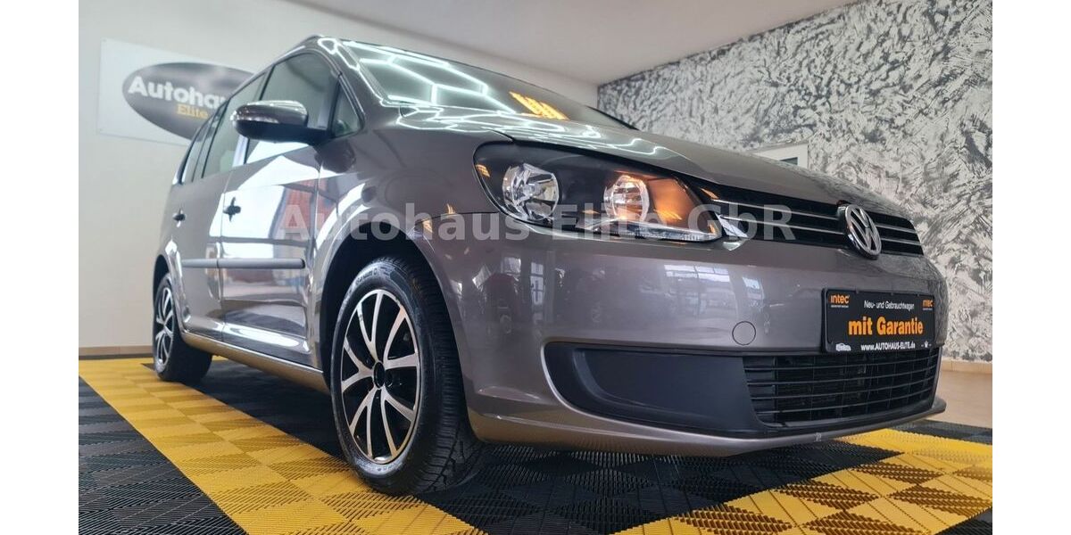 VW Touran 144.400 km 6.950 &euro; Anröchte 59609