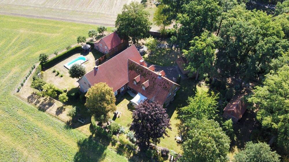 Einfamilienhaus Herzebrock-Clarholz Clarholz - 8 Zimmer, 180 m&sup2;, 850.000&euro; | Angebot:25836561