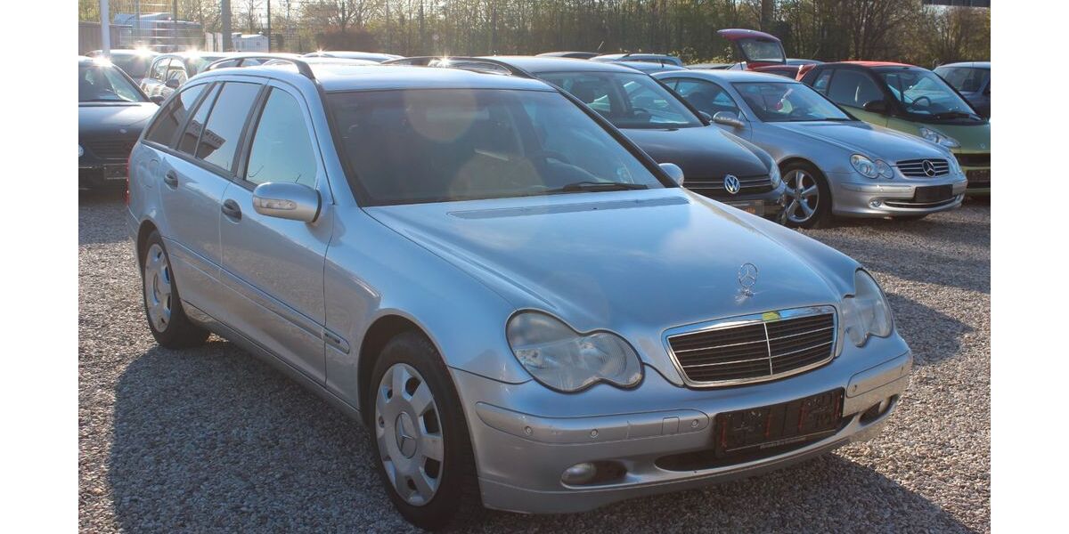 Mercedes-Benz C 180 274.000 km 2.750 &euro; Paderborn 33106