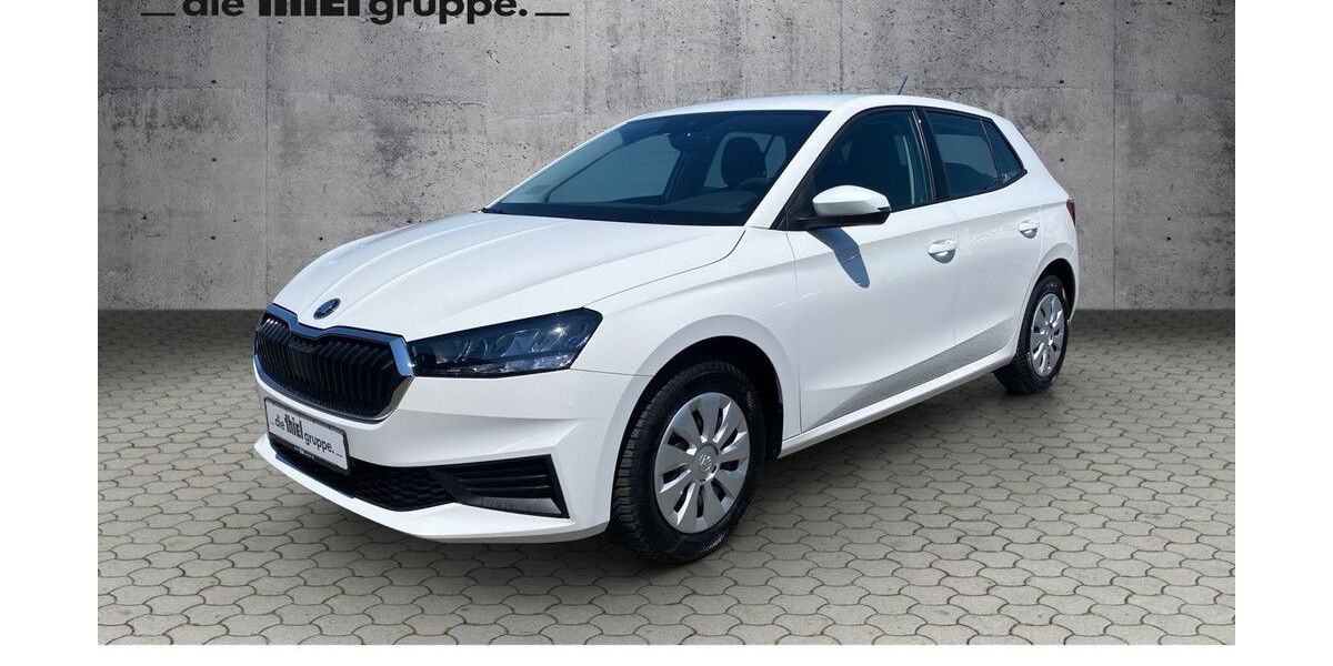 Skoda Fabia 17.300 km 15.980 &euro; Paderborn 33104