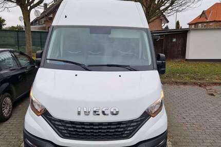 IVECO Daily 123.430 km 18.000 &euro; Paderborn 33100