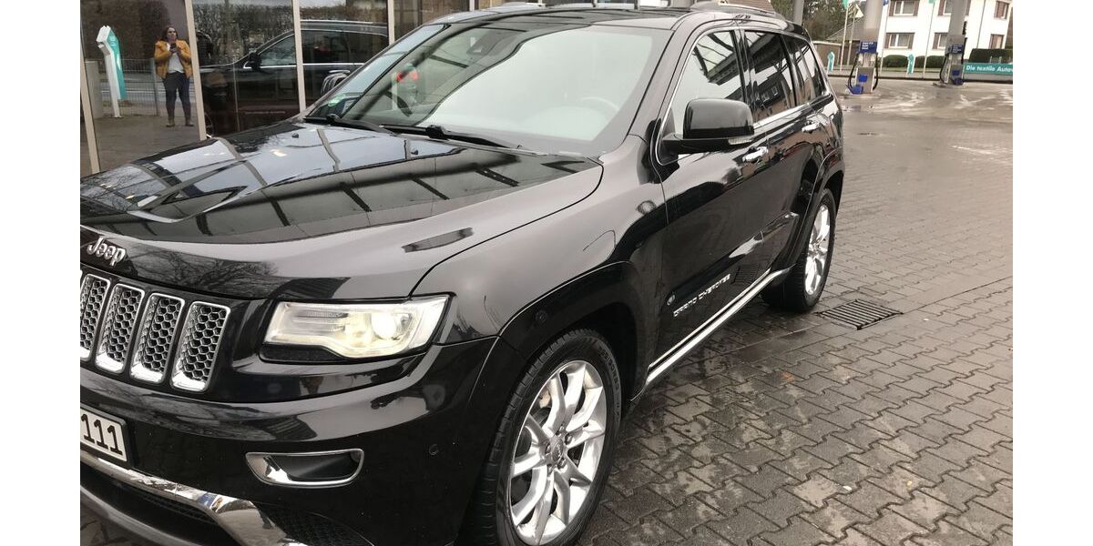 Jeep Grand Cherokee 329.000 km 9.200 &euro; Rheda-Wiedenbrück 33378