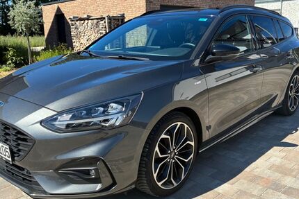 Ford Focus 113.800 km 14.500 &euro; Salzkotten 33154