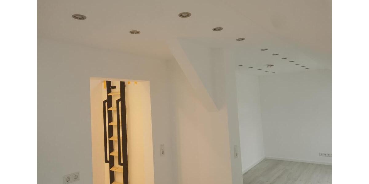 Dachgeschoßwohnung Paderborn Elsen - 1.5 Zimmer, 35 m&sup2;, 500&euro; | Angebot:26613835