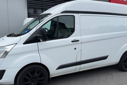Ford Transit Custom 205.000 km 7.999 &euro; Rheda-Wiedenbrück 33378