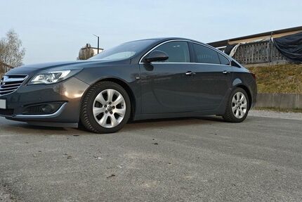Opel Insignia 215.000 km 6.500 &euro; Rüthen 59602