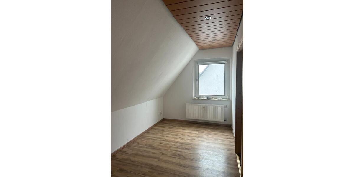 Etagenwohnung Lippstadt Bad Waldliesborn - 3 Zimmer, 65 m&sup2;, 134.000&euro; | Angebot:26645813