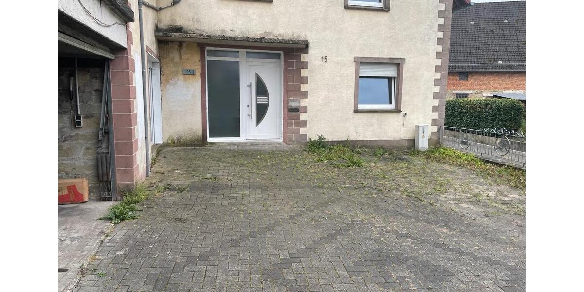 Etagenwohnung Büren - 5 Zimmer, 145 m&sup2;, 1.450&euro; | Angebot:26615563